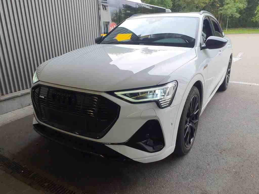 Audi e-tron 2022