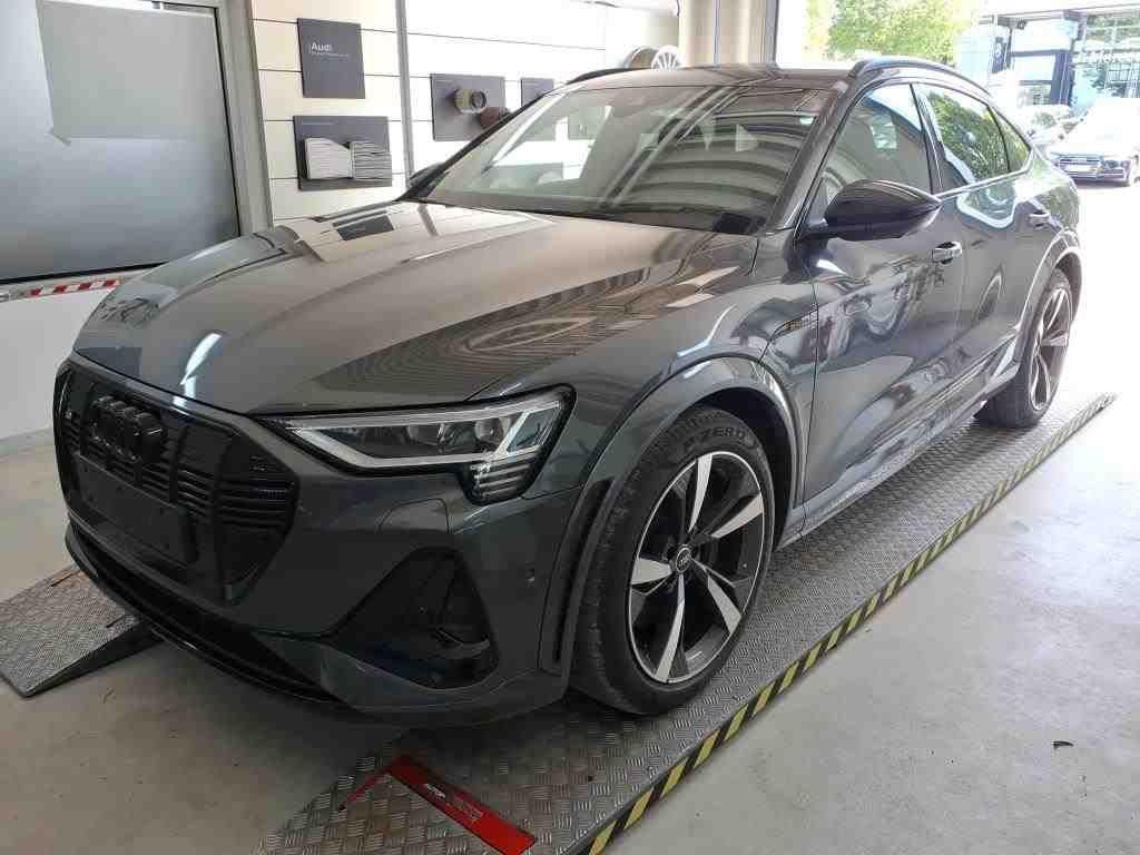 Audi e-tron 2022