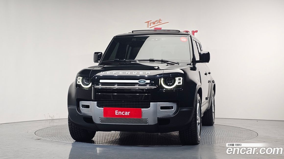 Land Rover Defender 2023