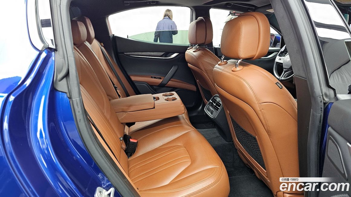 Maserati Ghibli 2016