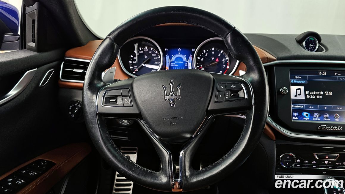 Maserati Ghibli 2016