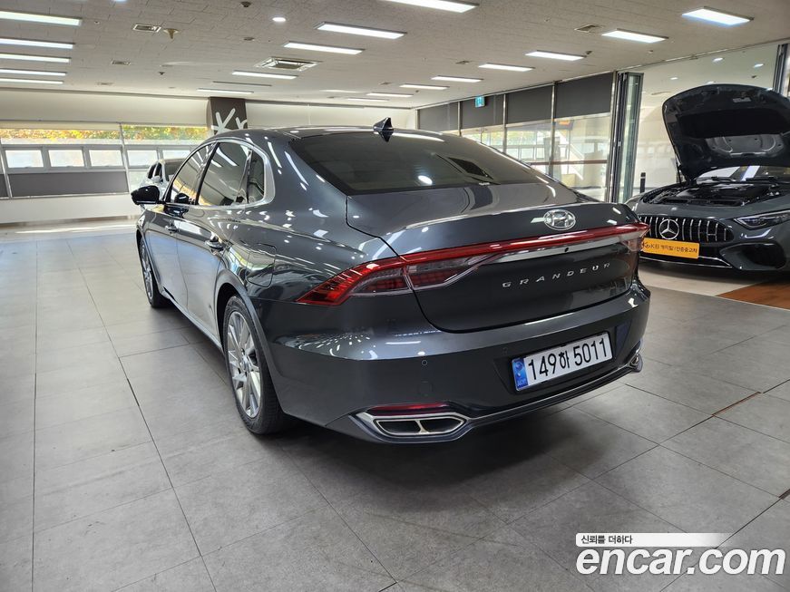 Hyundai Grandeur 2021