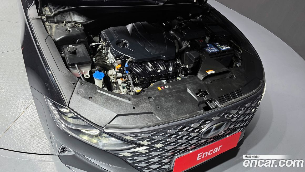 Hyundai Grandeur 2022