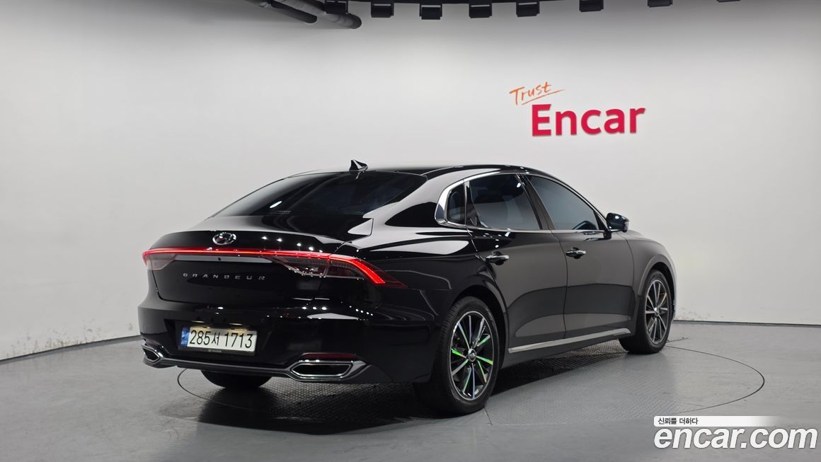 Hyundai Grandeur 2022