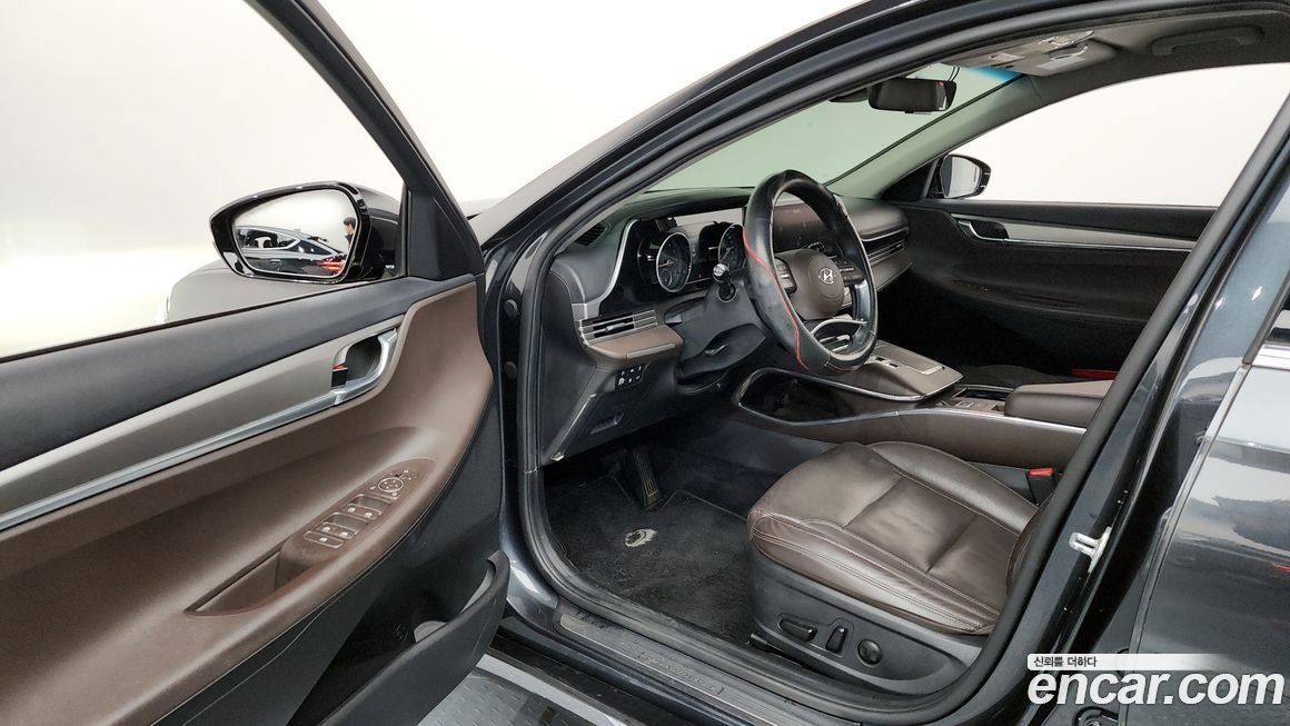 Hyundai Grandeur 2020