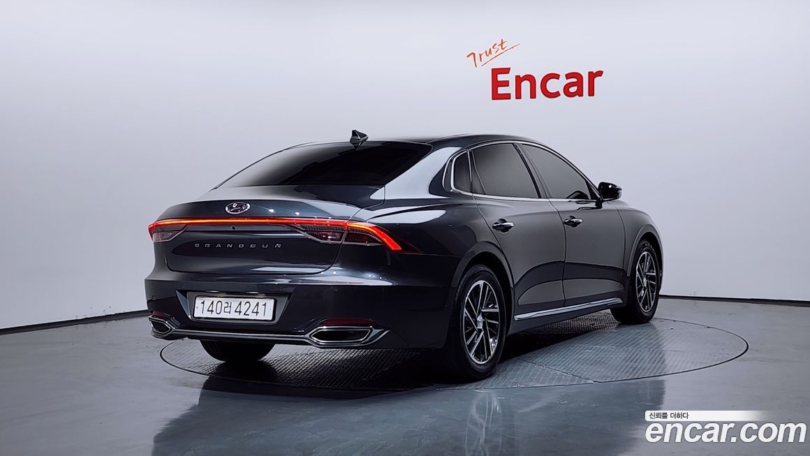 Hyundai Grandeur 2020