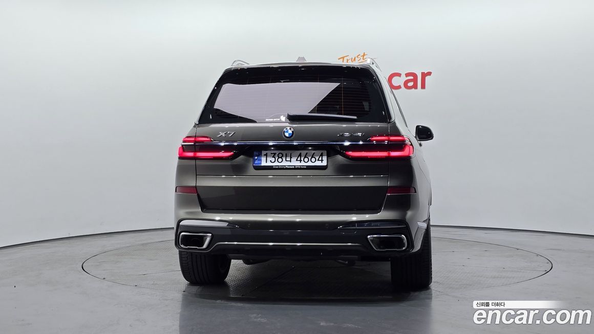 BMW X7 2024