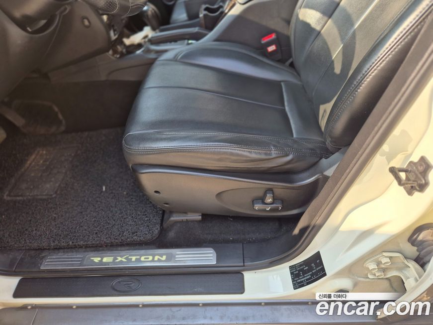 KG_Mobility_Ssangyong Rexton 2011