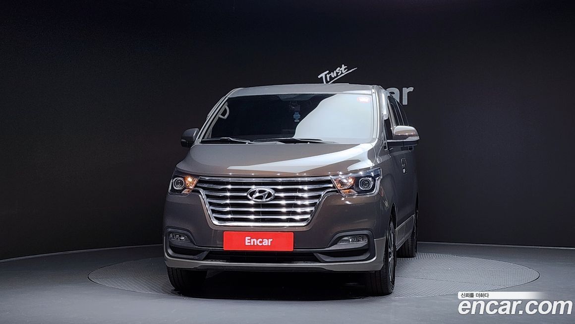 Hyundai Starex 2019