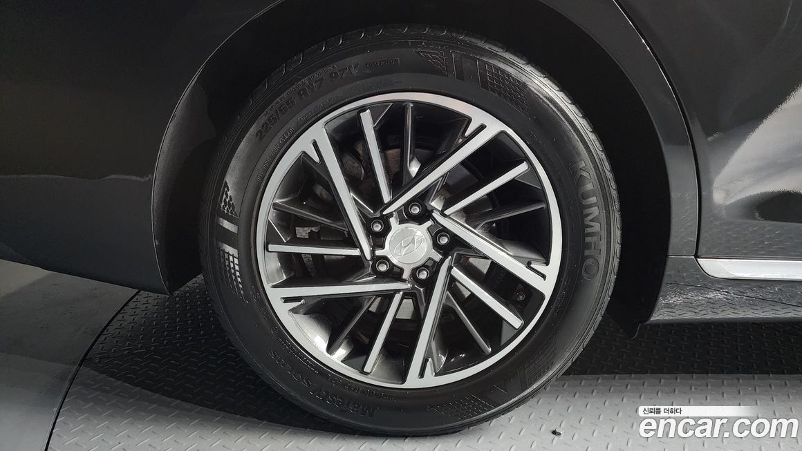 Hyundai Grandeur 2021