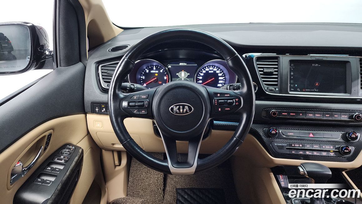 Kia Canival 2019