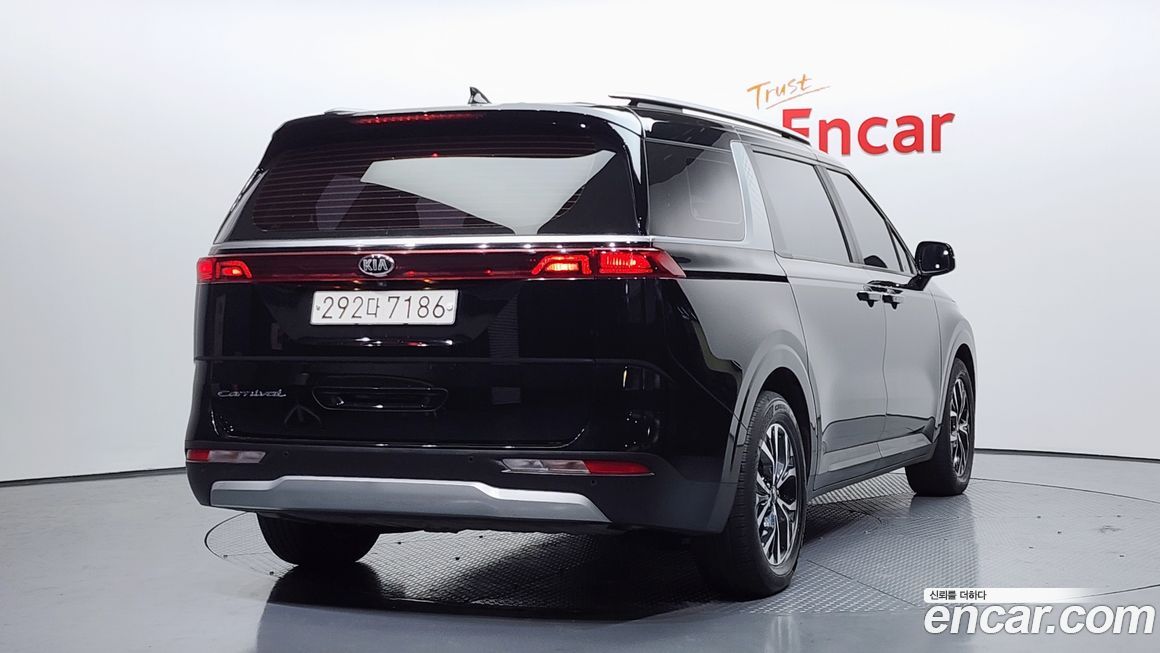 Kia Canival 2021