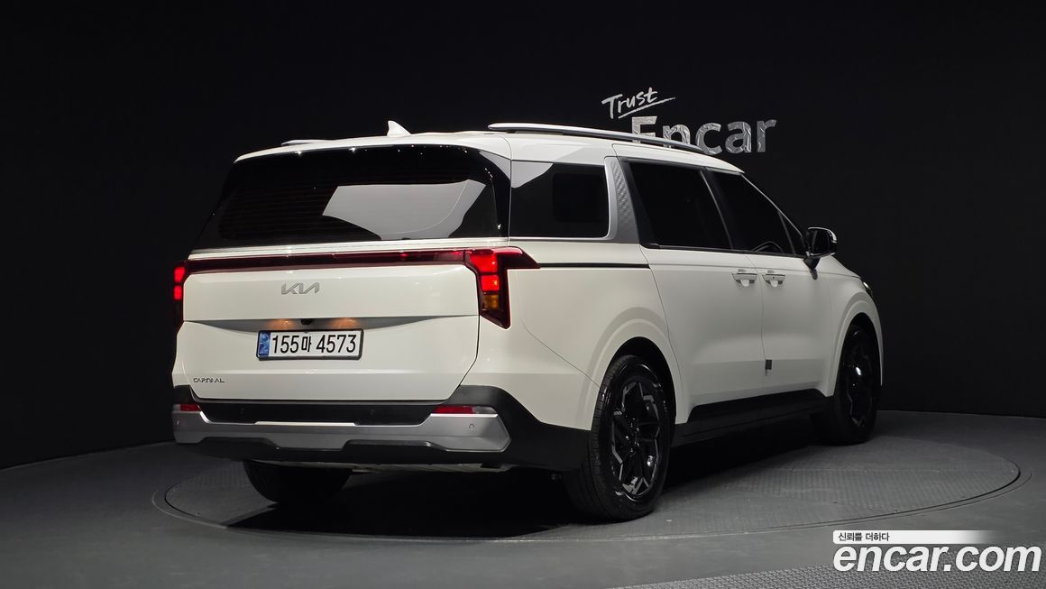 Kia Canival 2024