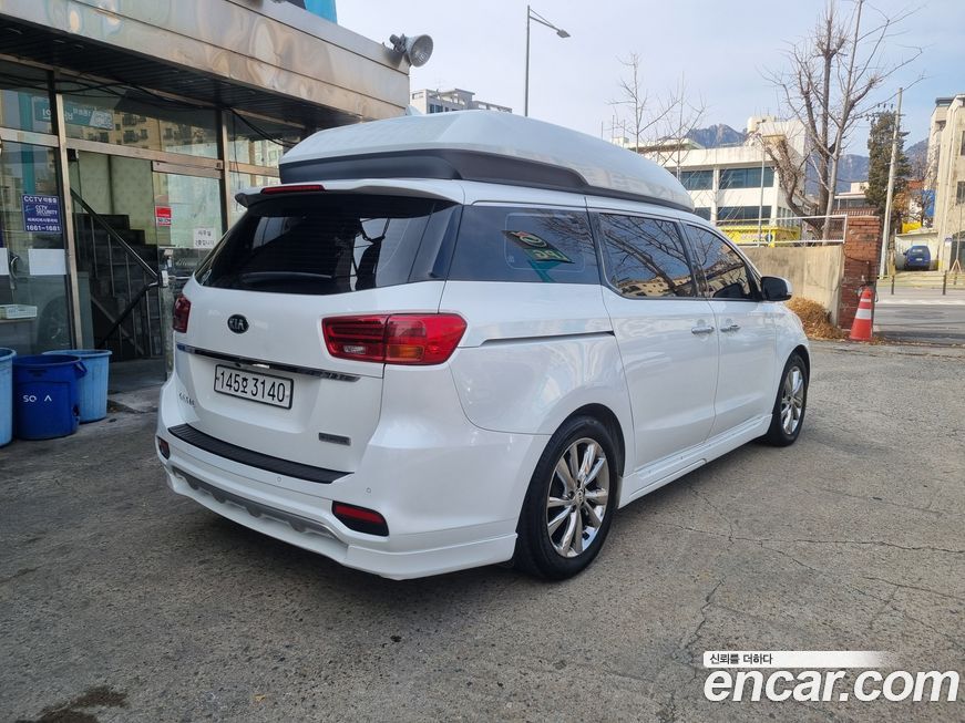 Kia Canival 2020