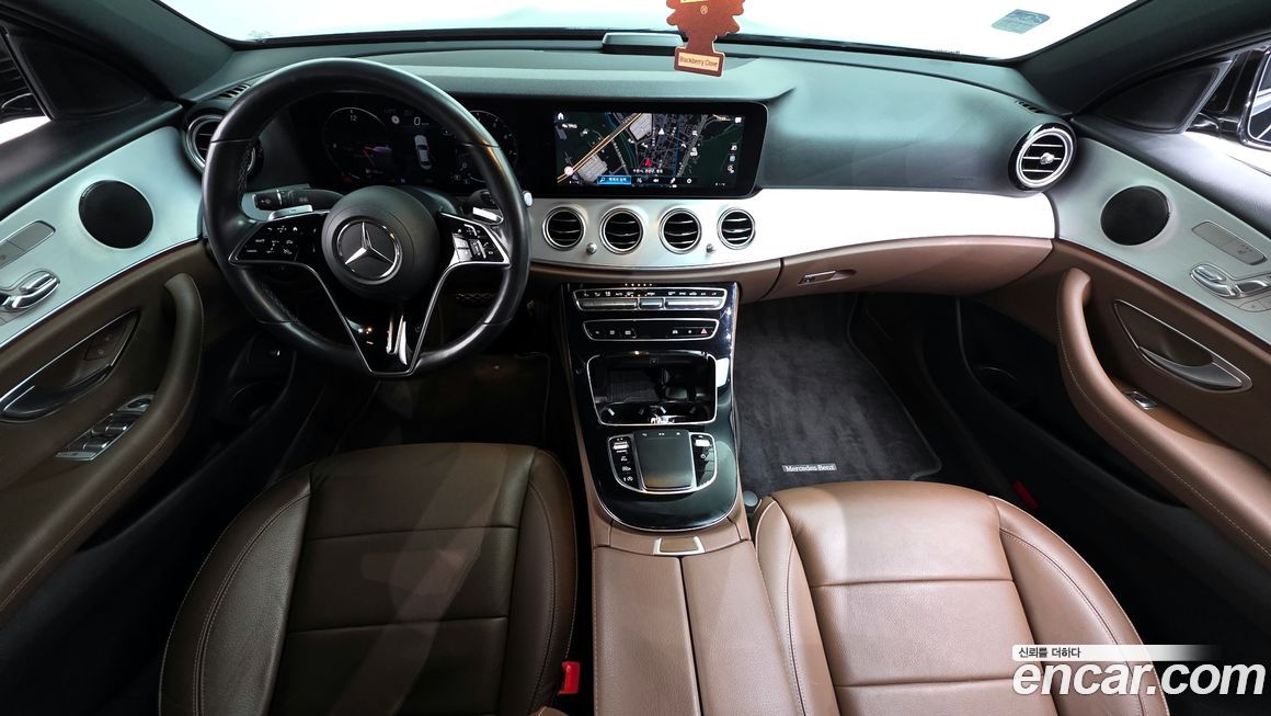 Mercedes-Benz E-Class 2021