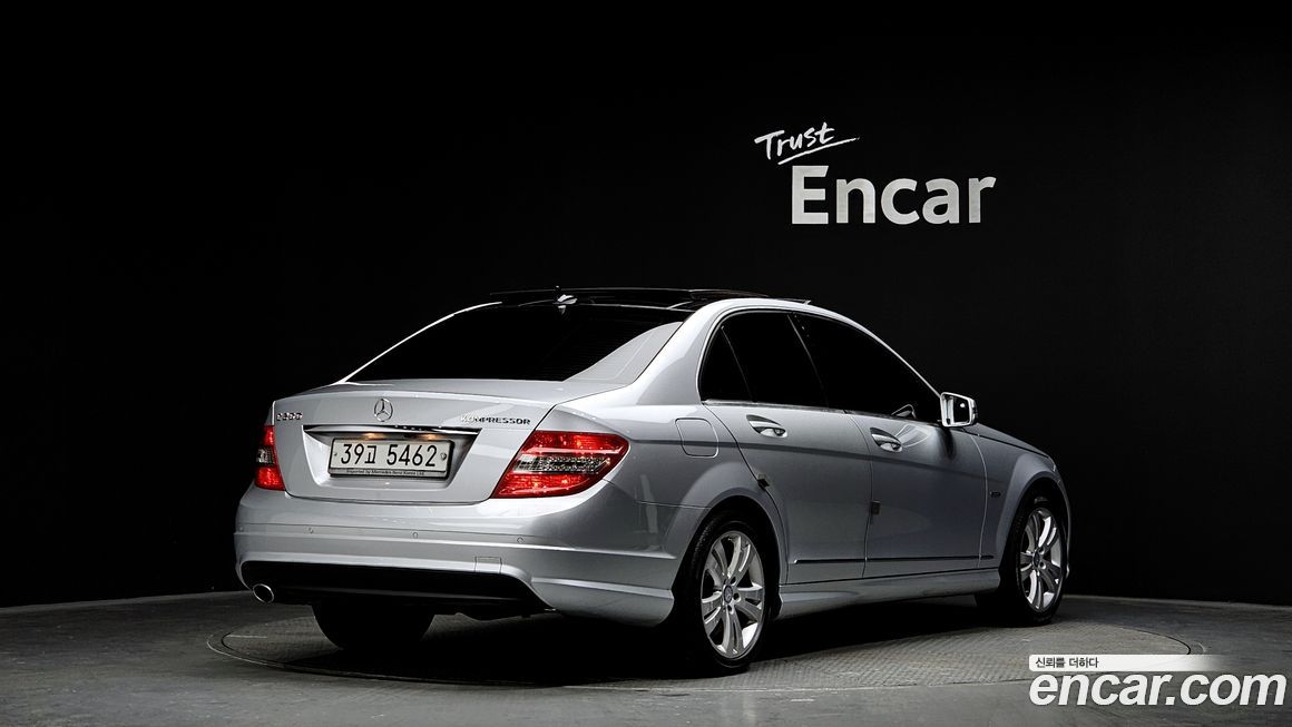 Mercedes-Benz C-Class 2010