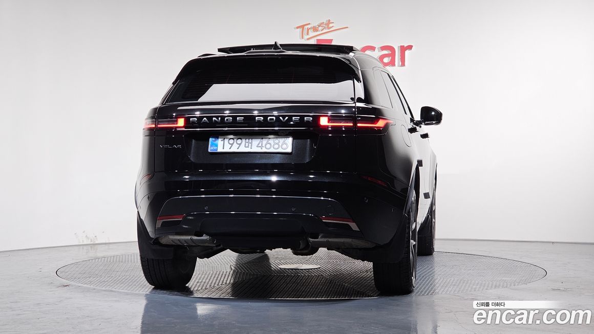 Land Rover Range Rover Velar 2025