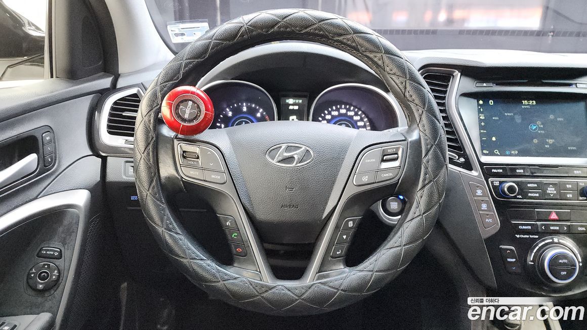 Hyundai Santafe 2015