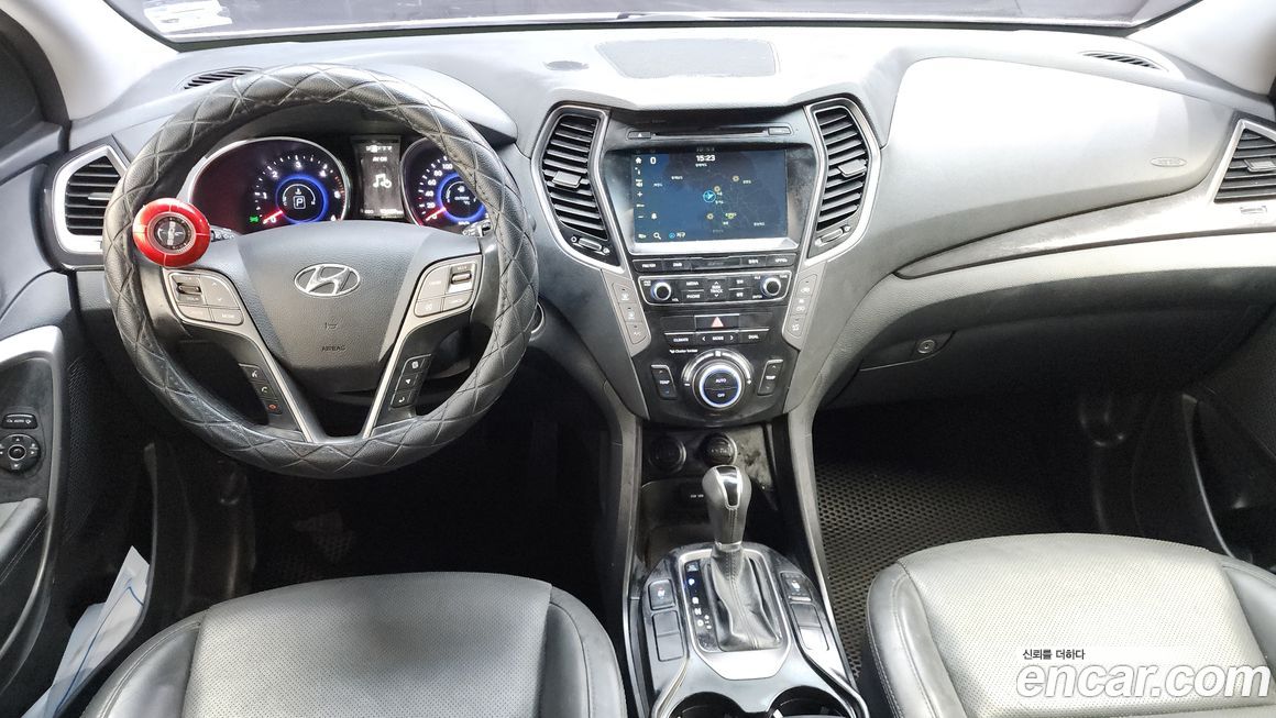 Hyundai Santafe 2015