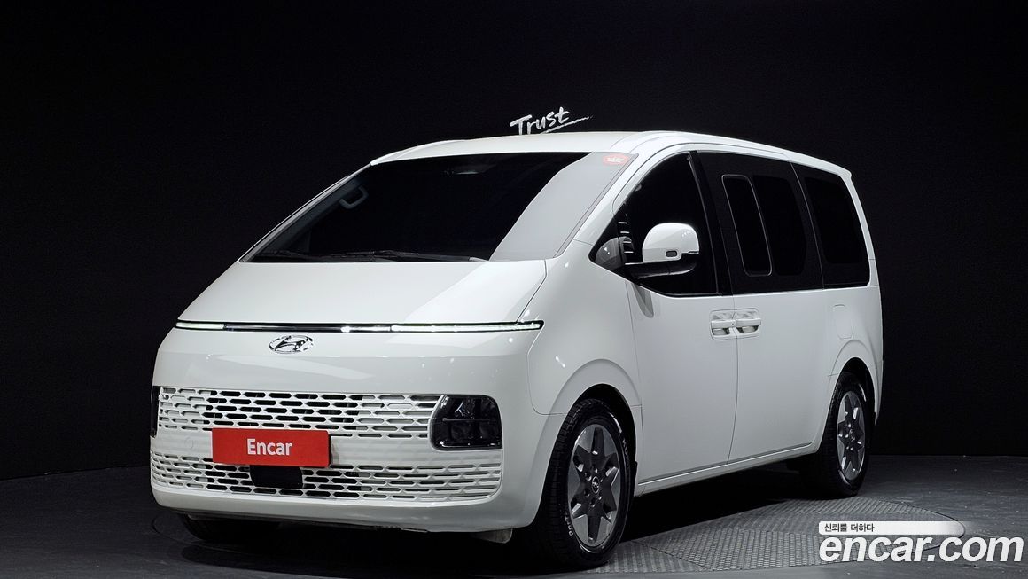 Hyundai Staria 2023