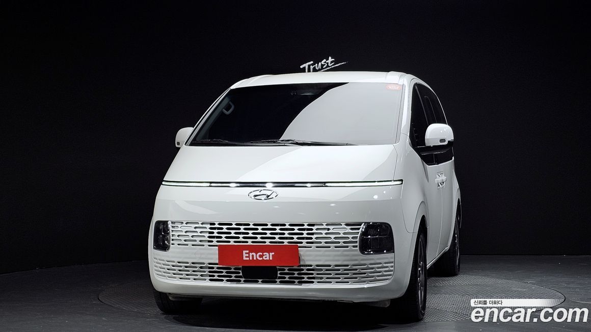 Hyundai Staria 2023