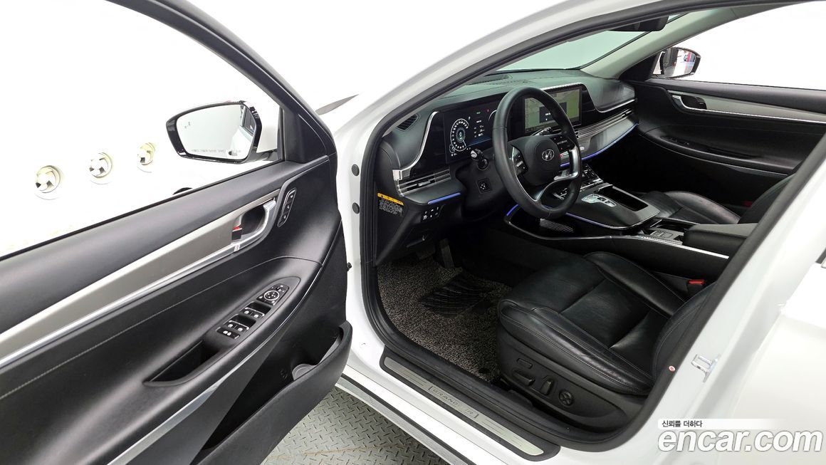 Hyundai Grandeur 2020