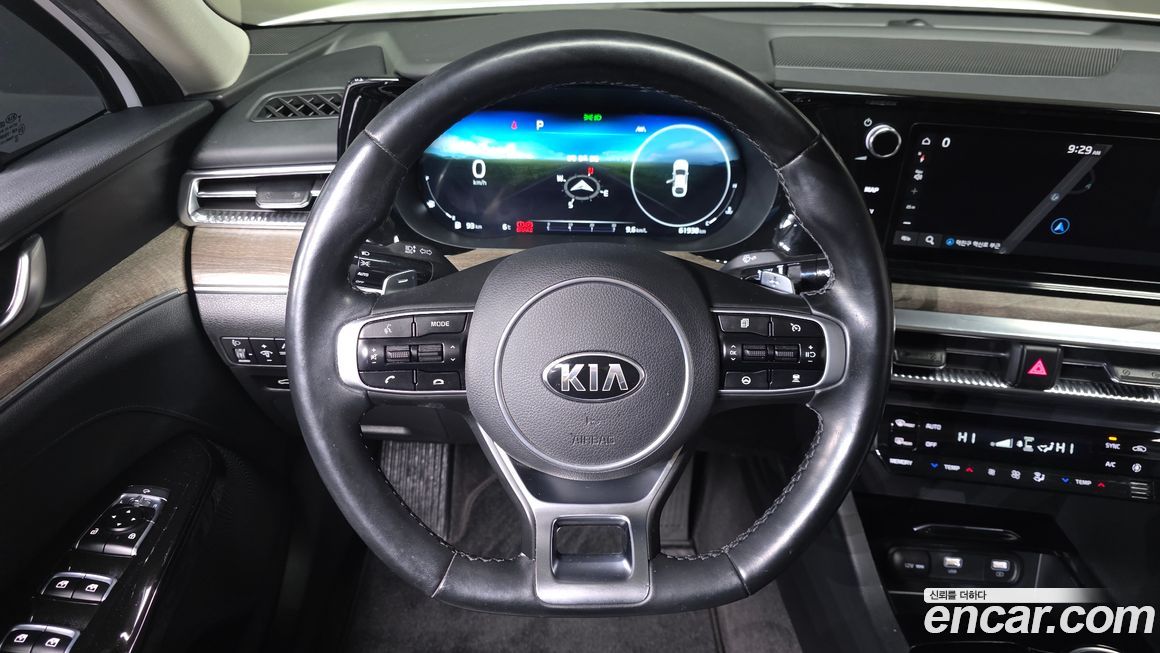 Kia K5 2021