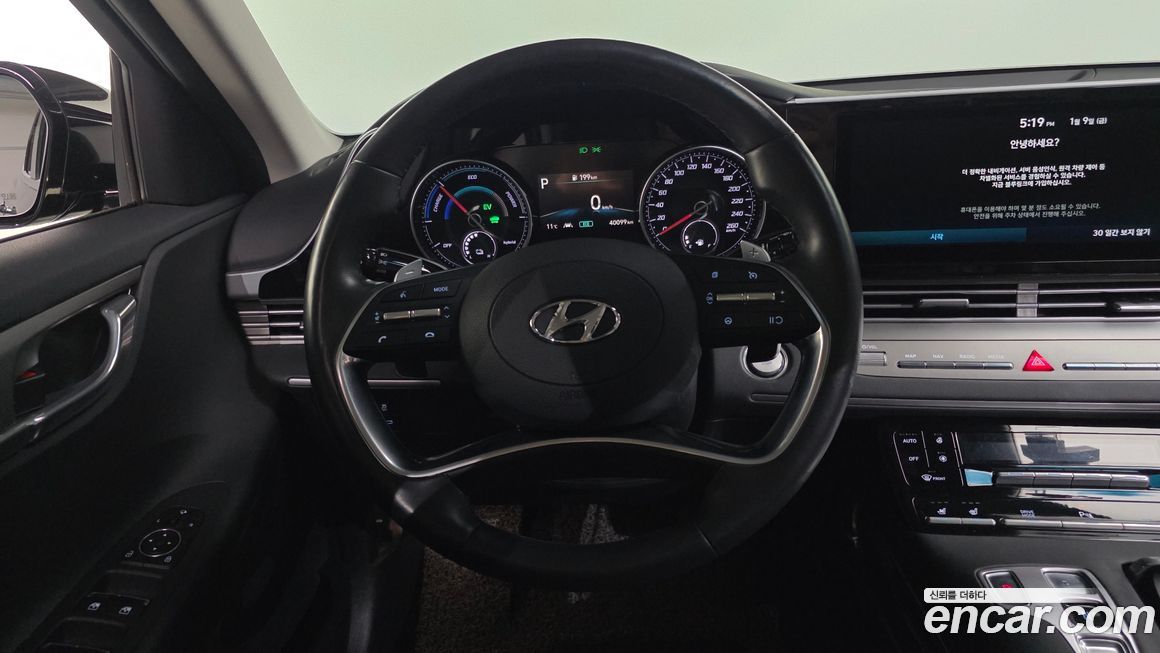 Hyundai Grandeur 2020