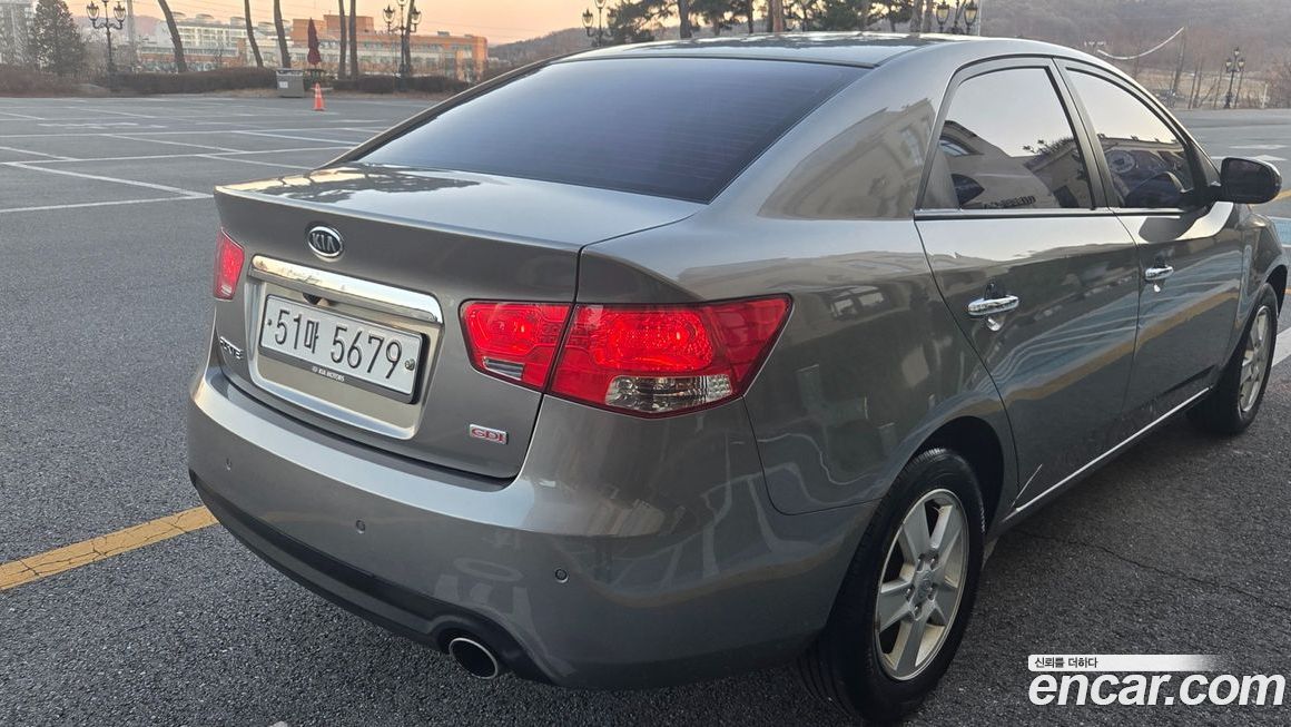 Kia Porte 2012