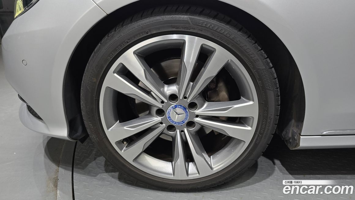 Mercedes-Benz E-Class 2014