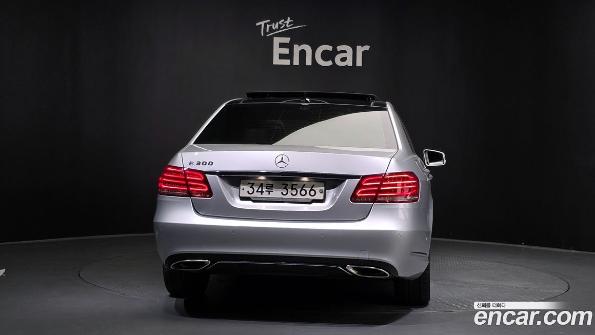 Mercedes-Benz E-Class 2014