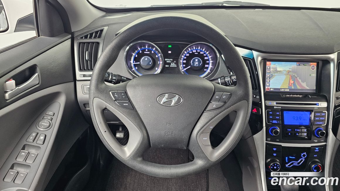 Hyundai Sonata 2010