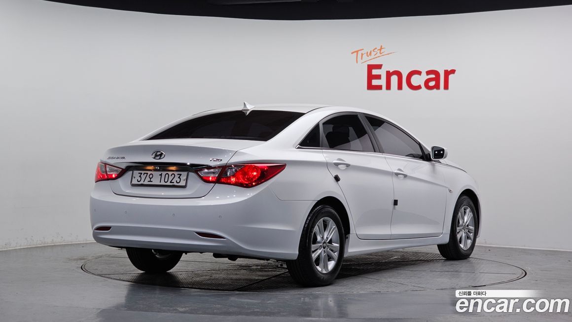 Hyundai Sonata 2010