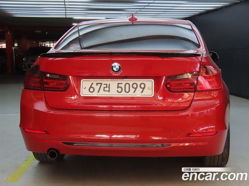 BMW 3-Series 2013