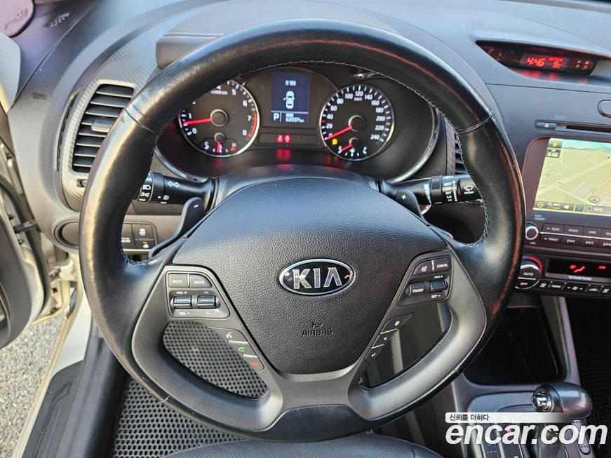 Kia K3 2013