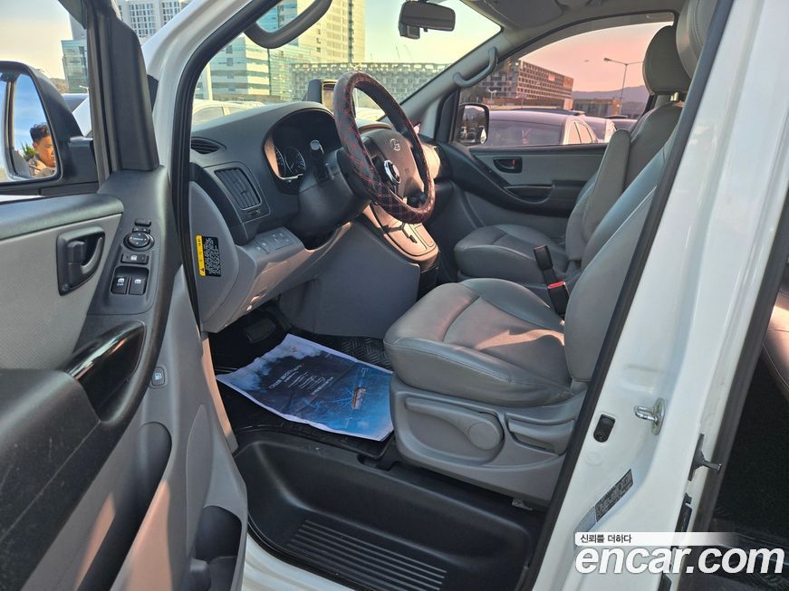 Hyundai Starex 2018