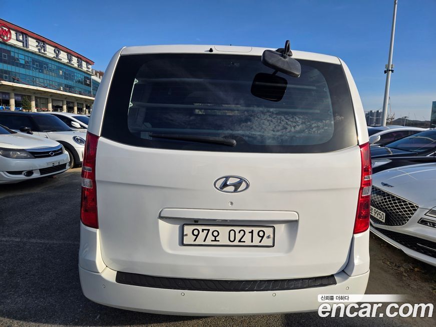 Hyundai Starex 2018