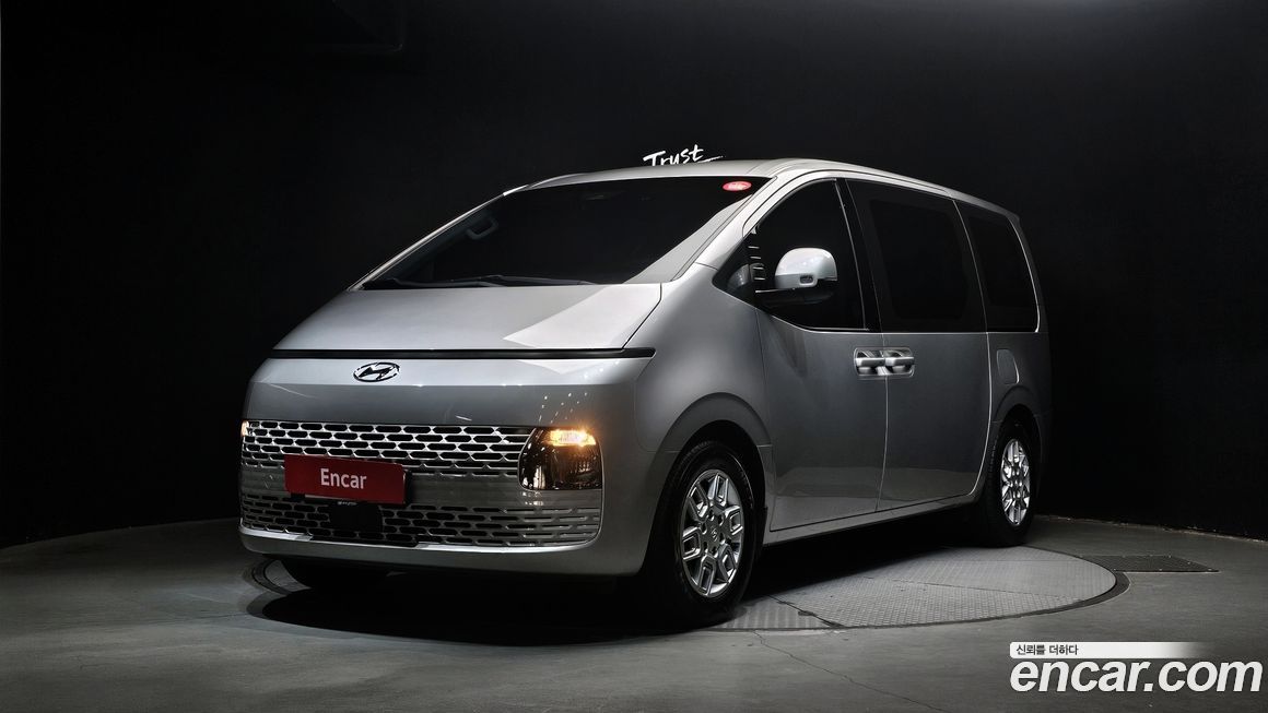 Hyundai Staria 2022