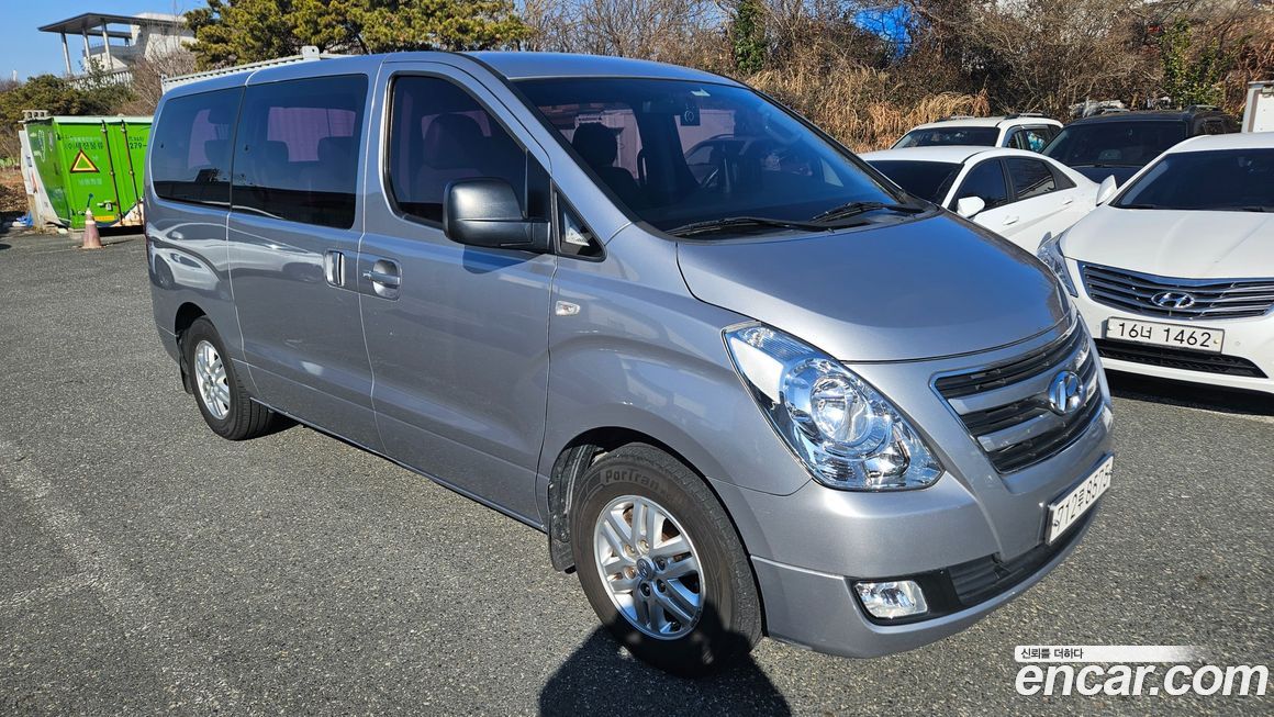 Hyundai Starex 2018
