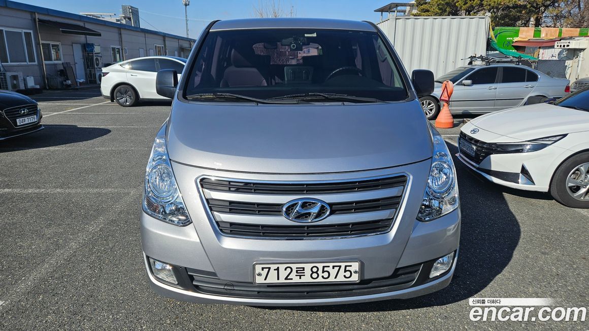 Hyundai Starex 2018