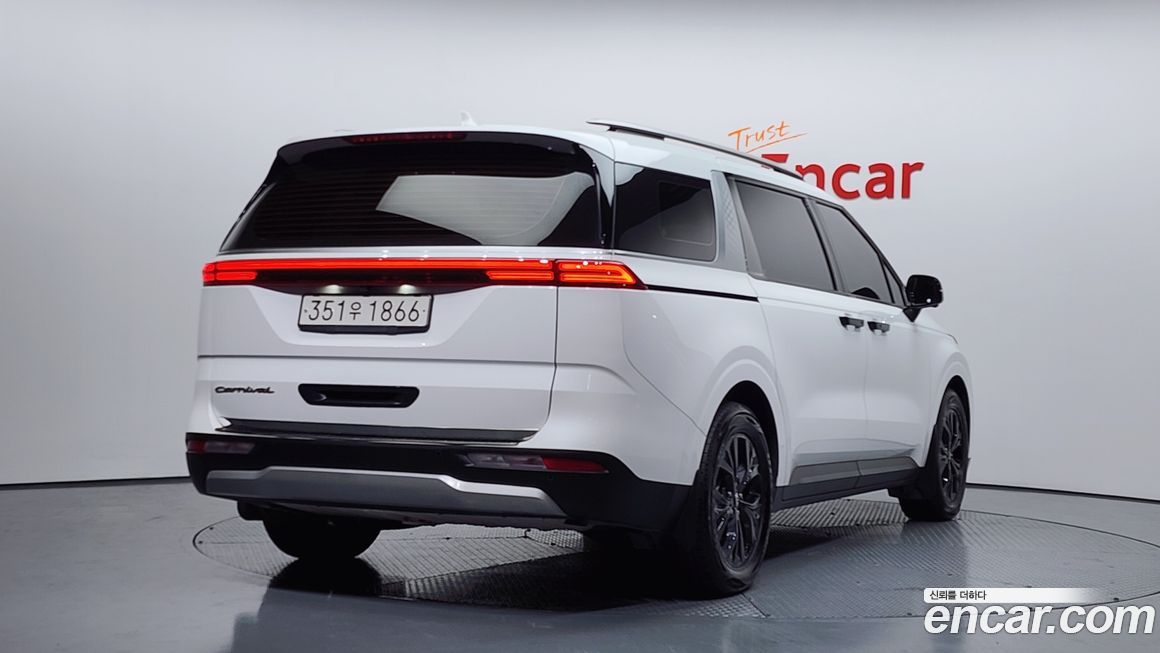 Kia Canival 2021