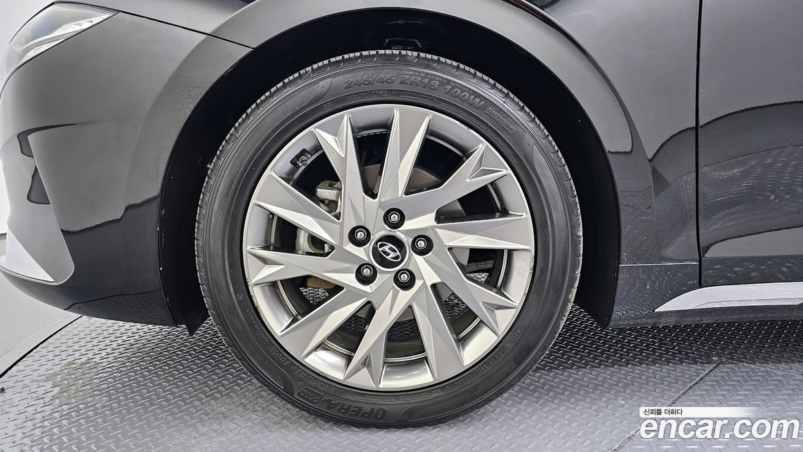 Hyundai Grandeur 2020