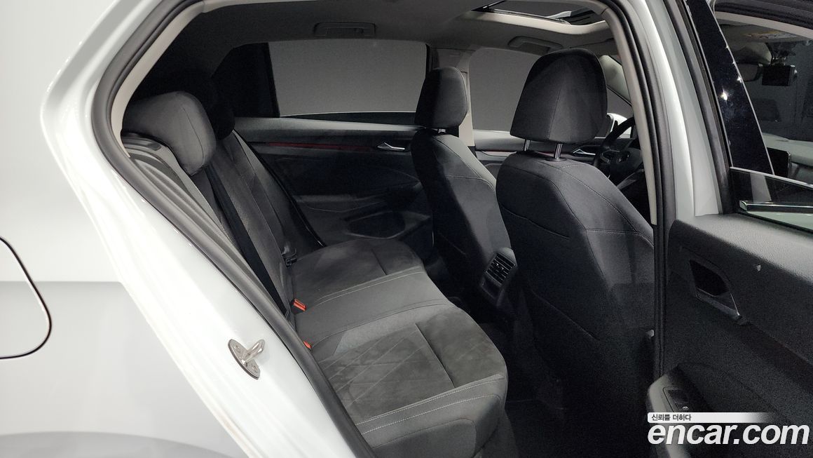 Volkswagen Golf 2022