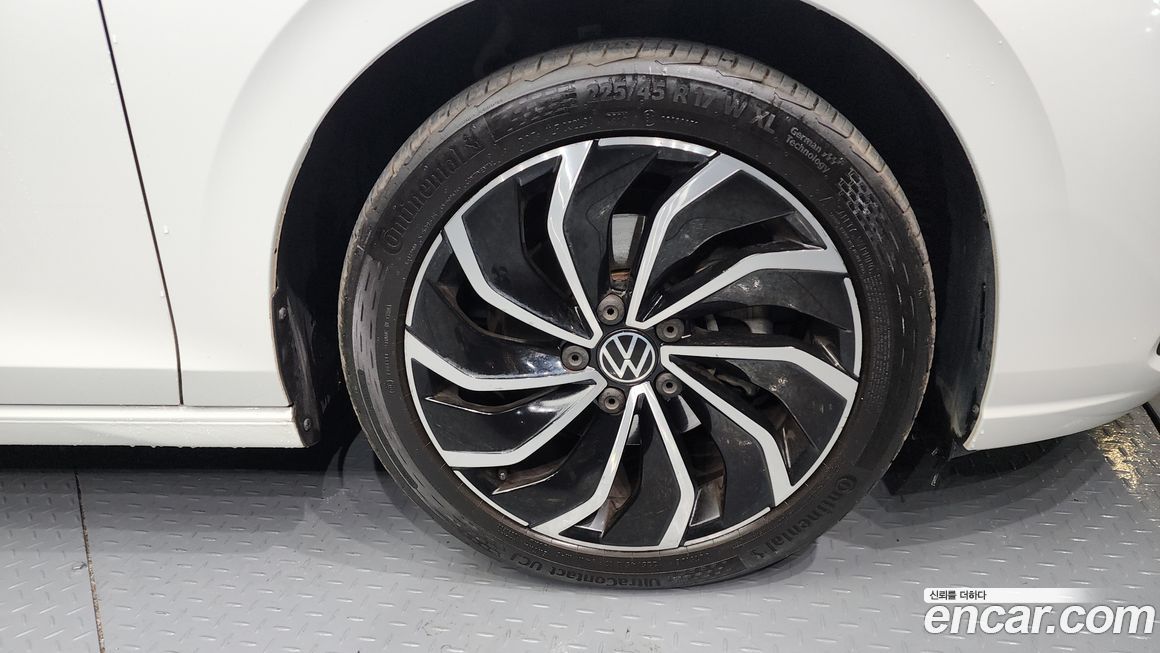 Volkswagen Golf 2022