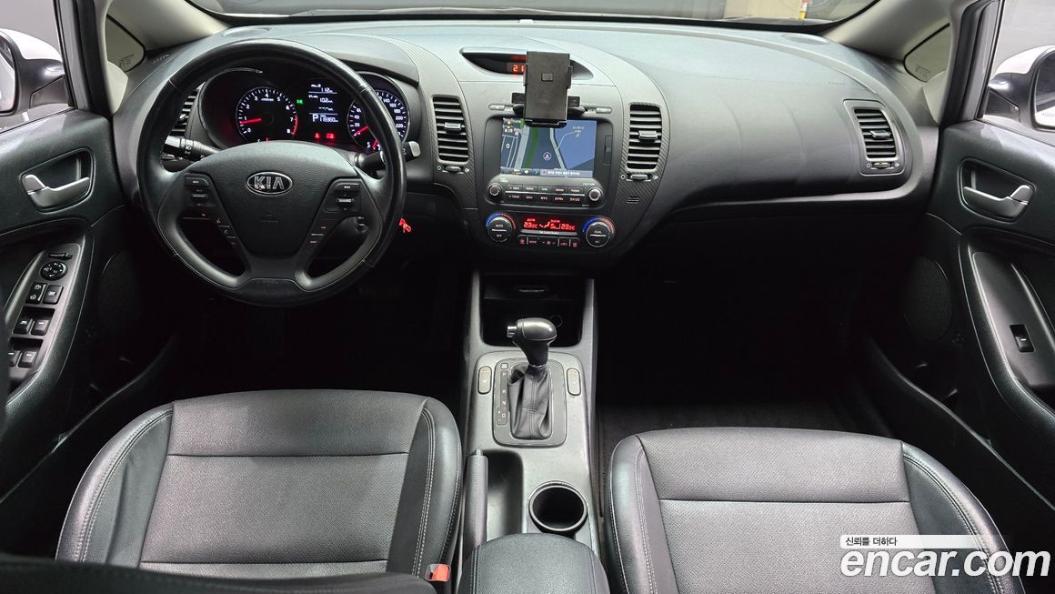 Kia K3 2015