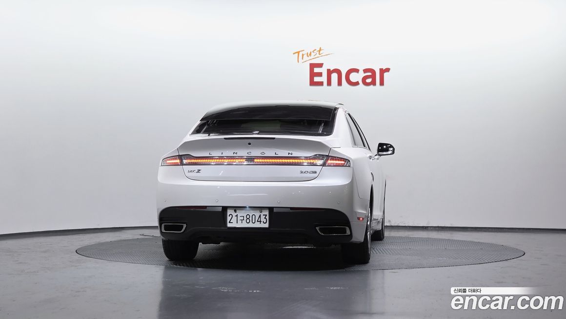 Lincoln MKZ 2015