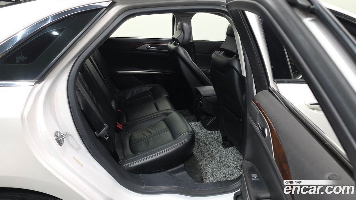 Lincoln MKZ 2015