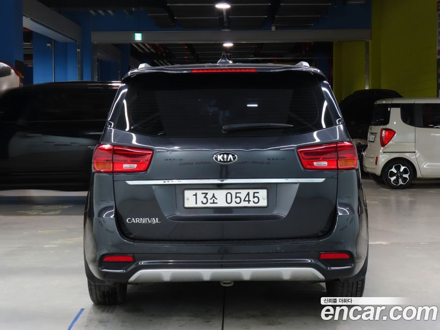 Kia Canival 2019