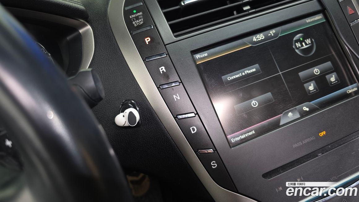 Lincoln MKZ 2015