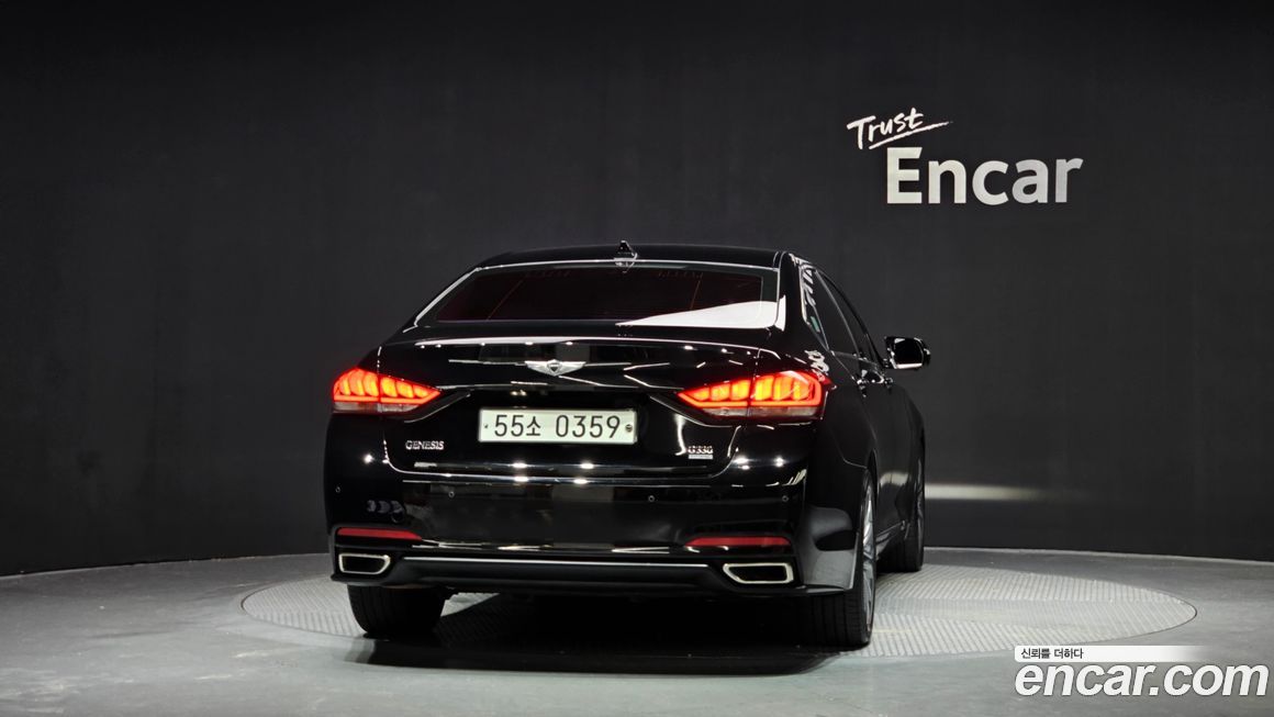 Hyundai Genesis 2016